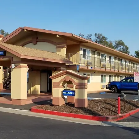 Americas Best Value Inn & Suites Escondido-3