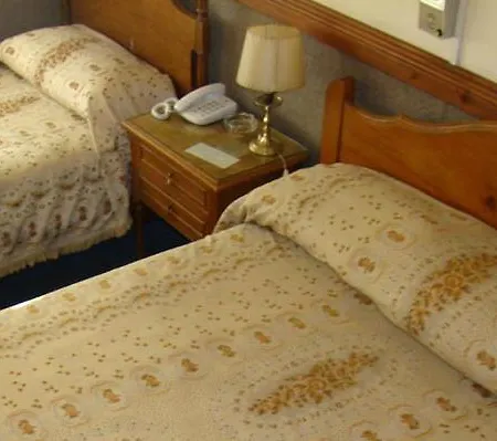 Hotel Austral Tandil-3