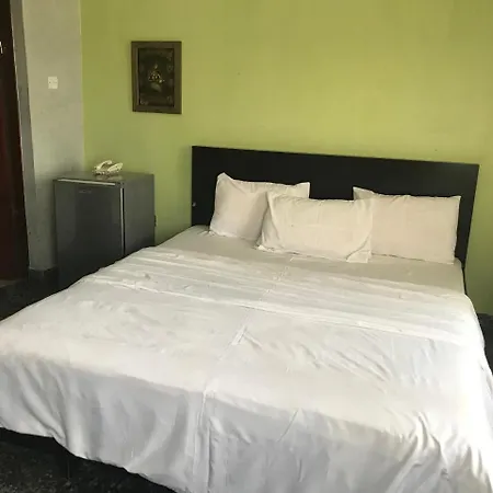 Pentagon Luxury Suites-3