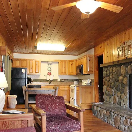 Copper King Lodge-2