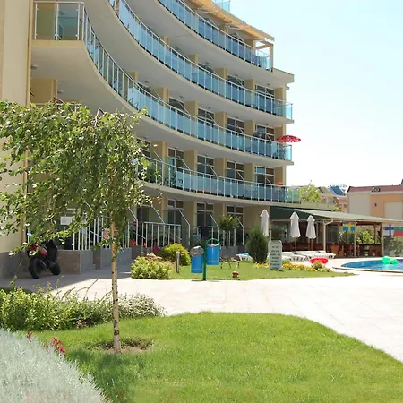 Julia Family Apartments-2