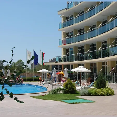 Julia Family Apartments-3