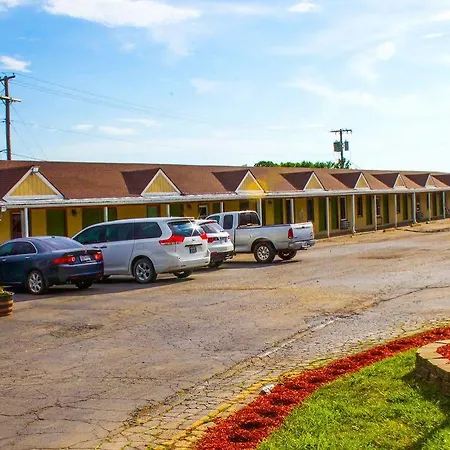 Knights Inn Harrisonville-3