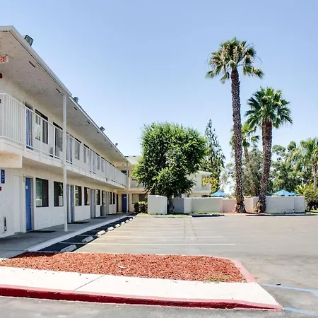 Motel 6-Bakersfield, Ca - South-3