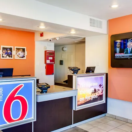 Motel 6-Bakersfield, Ca - South-2