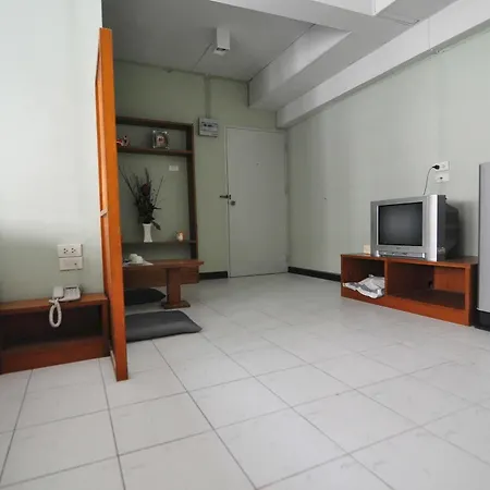The Living Room Serviced Apartment-2