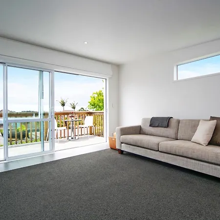 Kohimarama Beach Bed & Breakfast-3