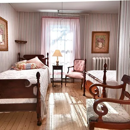 Telegraph House Motel-3