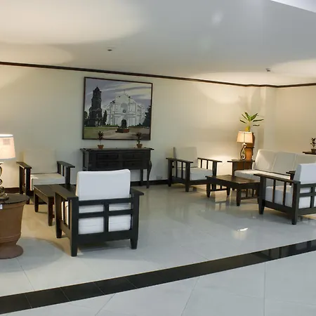 Ilocos Norte Hotel & Convention Center-3
