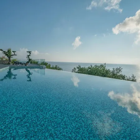 Kymothoe Elite Suites-2