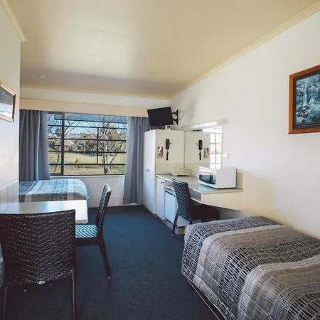 Boulevard Motel-2