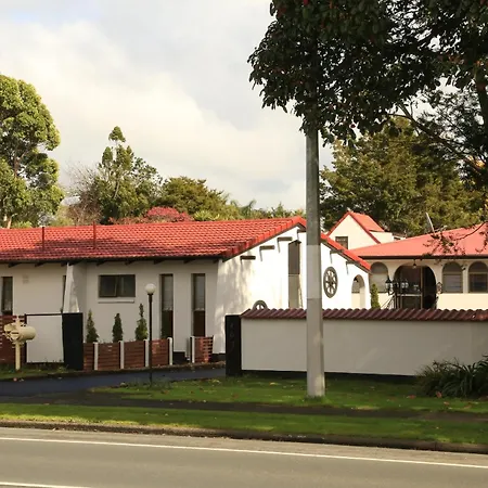 Papakura Motor Lodge & Motel-3
