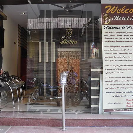 Hotel Robin-3