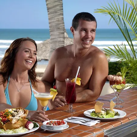 Pueblo Bonito Mazatlan Beach Resort-2