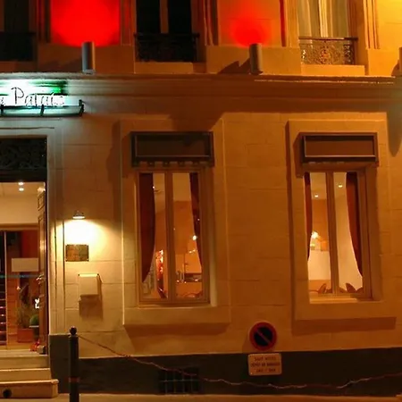 Adonis Marseille Vieux Port - Hotel Du Palais-3