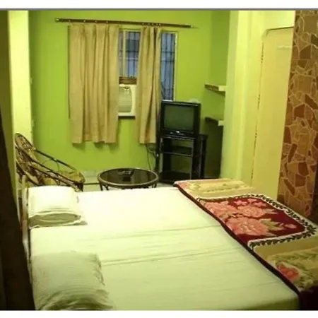 Hotel Divya-3