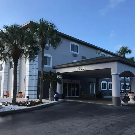 Days Inn & Suites By Wyndham Bonita Springs North Naples-2