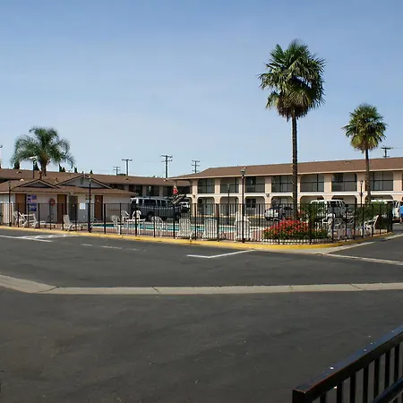 Colony Inn-3