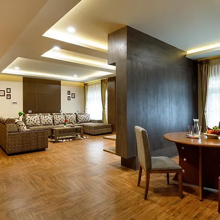 Hotel Arjunaa-3