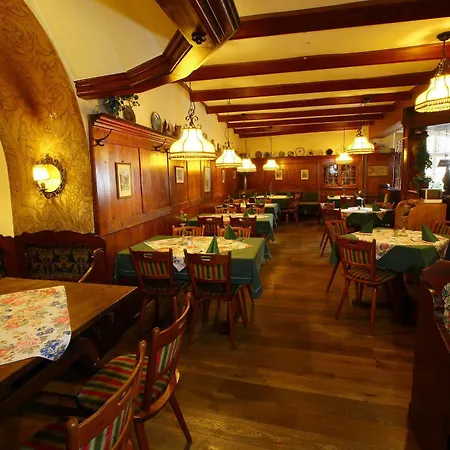 Hotel Roter Hahn-2