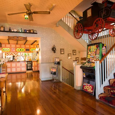 The Highwayman Inn-3