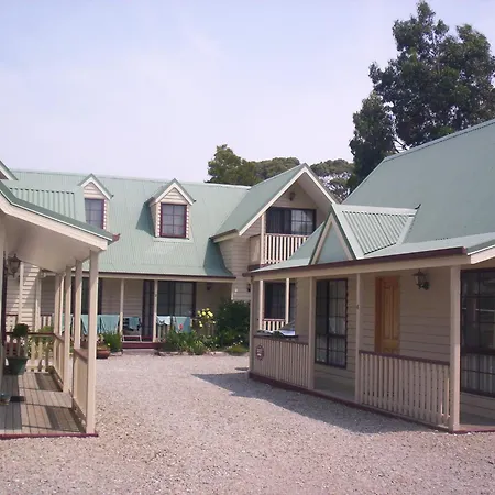 Kitty'S Cottages - Managed By Big4 Strahan Holiday Retreat-3