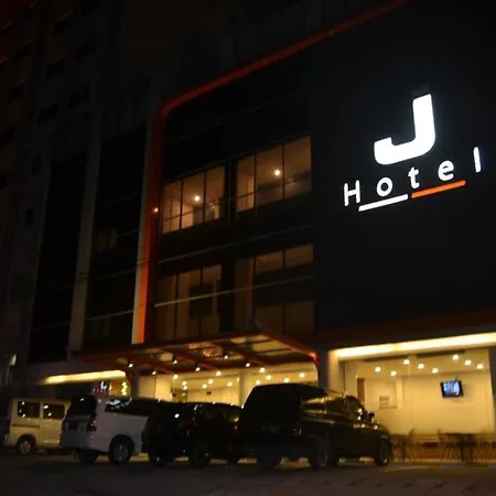 J Hotel Medan-3