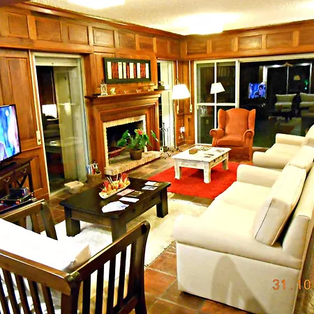 Petit Chateau Hotel Boutique-2