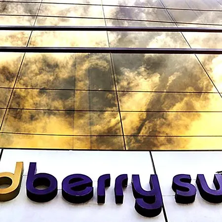 Goldberry Suites & Hotel Mactan-2