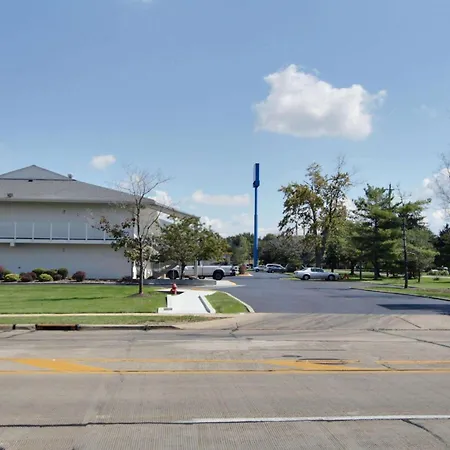 Motel 6-Middleburg Heights, Oh - Cleveland-2
