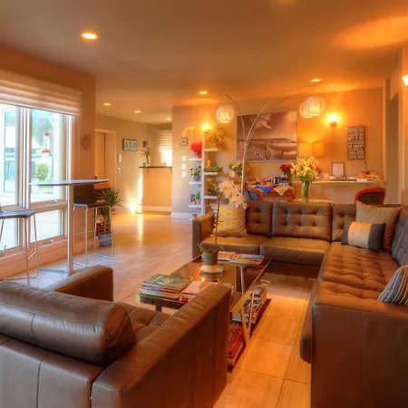 The Oceanfront Stay On Miramarbeach Hmb-2