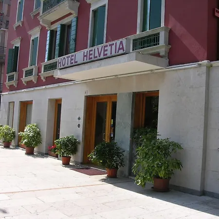 Hotel Helvetia-2