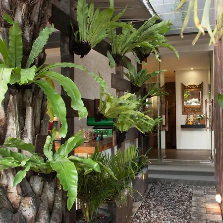 Grandmas Plus Hotel Legian-3