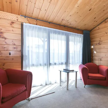 Lockwood Manor Motel-2