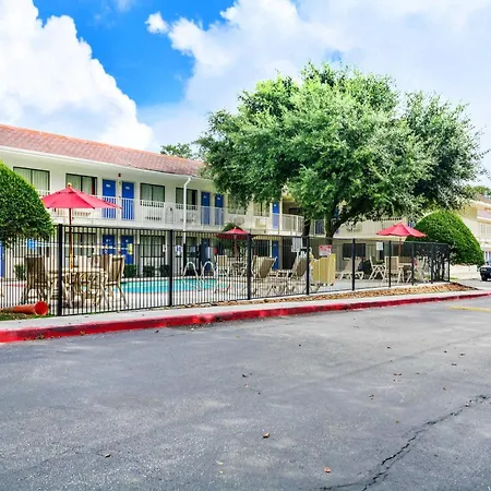 Motel 6-Huntsville, Tx-2