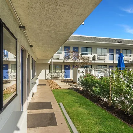 Motel 6-College Station, Tx - Bryan-3