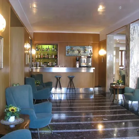 Hotel Helvetia-3