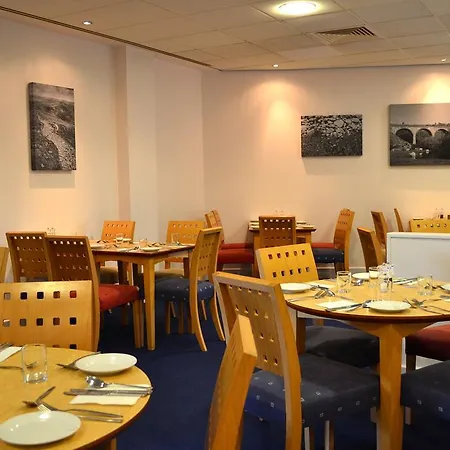Days Hotel Derby-2