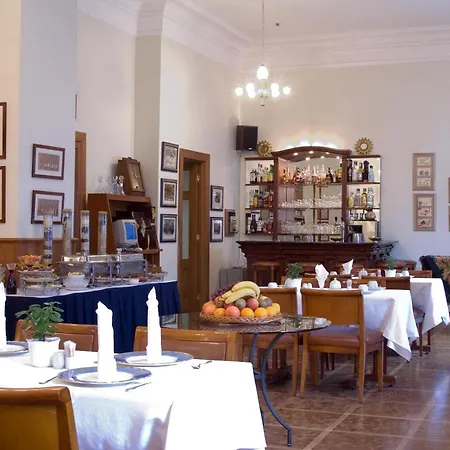 Grand Hotel Ukraine-3