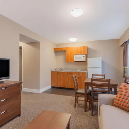 Super 8 By Wyndham Abbotsford Bc-3