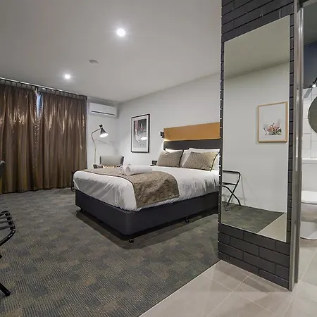 Cbd Motor Inn-3