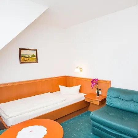 Hotel Stadt Waren-3
