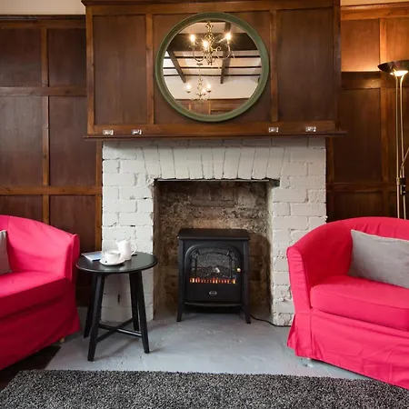 Glenbruar House-2