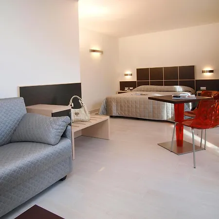 Hotel Garni Corallo-3