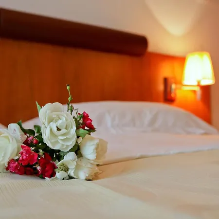 Hotel Croatia-2