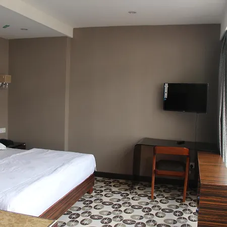 Fan Holiday Hotel-3