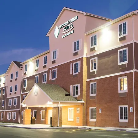 Woodspring Suites Broken Arrow-3