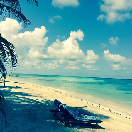 Little Corn Island Beach And Bungalow-2