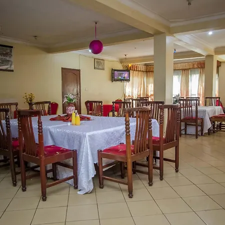 La Grand Chez Johnson Hotel Muyenga-3