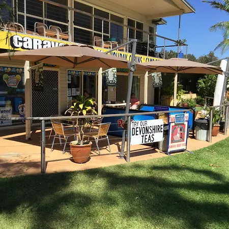 Riviera Caravan Park-3